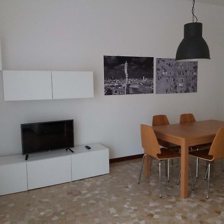 Saldini Primo Piano Villa Milano Exterior foto
